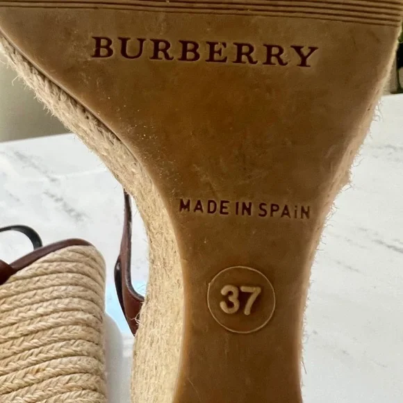 Burberry wedges - Picture 4 of 9